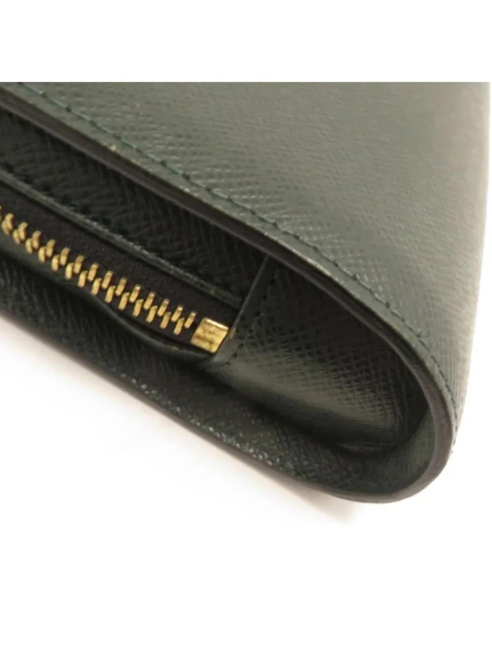 Louis Vuitton Baikal Taiga Epi Sair Clutch Green